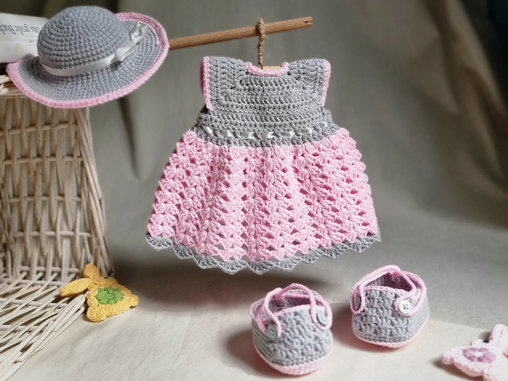 Tilda Bunny Crochet Pattern with Dress, Hat & Shoes (A15)