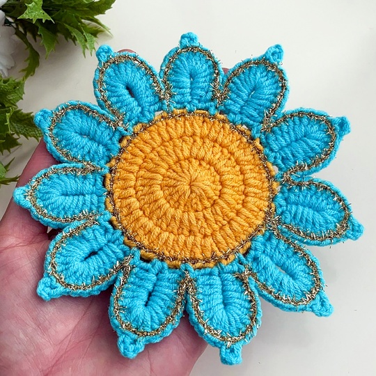 Crochet Flower Coaster Pattern PDF - Blue Petal Mug Rug Design