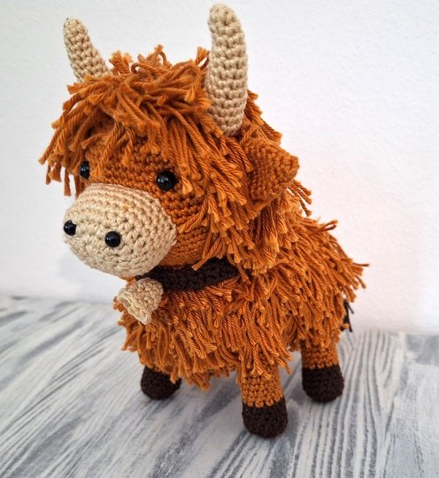 Hochlandkuh Zottel – Häkelanleitung Kuh, ca. 20 cm (Amigurumi)
