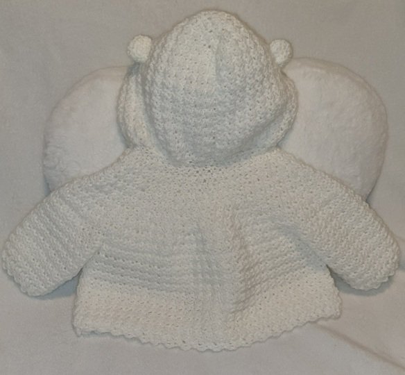 Häkelanleitung Kuschel-Anzug „Eisbär Stitchy“ für Babys (Gr. 50-92)