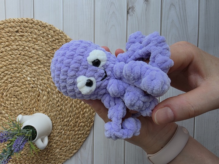 Crochet Pattern Mini Octopus Amigurumi - Beginner friendly