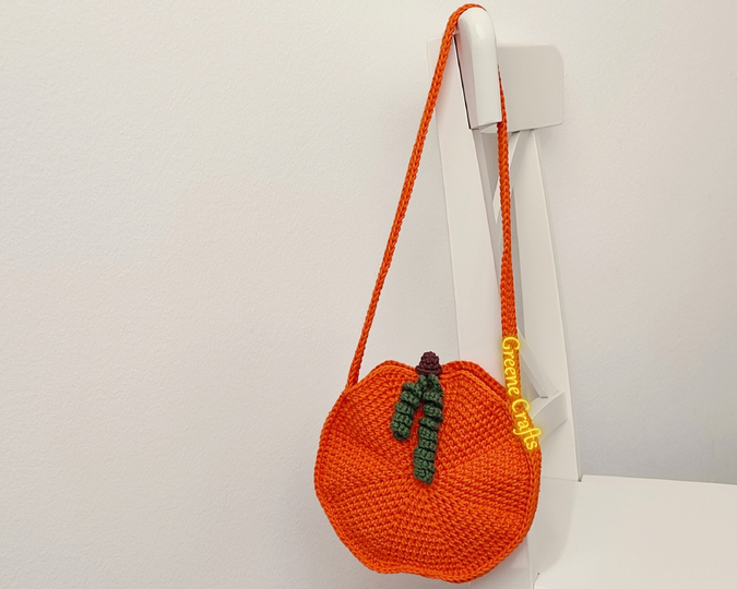 Crochet Pattern: Pumpkin-Shaped Purse - Fall Crochet Bag