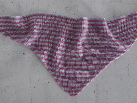 LUISE shawl knittingpattern