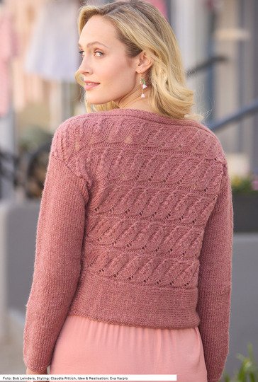 Pulli mit Ajourstreifen