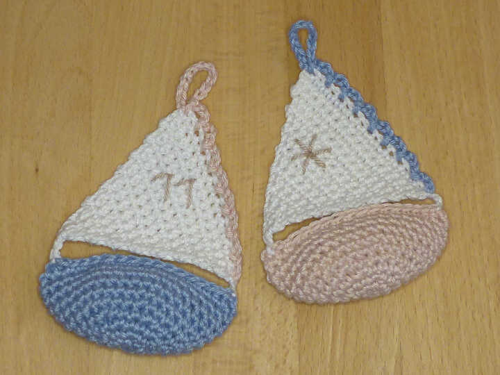 Häkelanleitung Segelboot-Anhänger, maritimes Accessoire