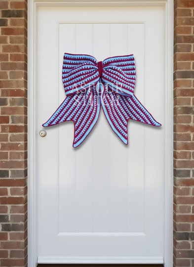 Giant Crochet Front Door Bow Pattern PDF (US & UK terms) and Video Tutorial