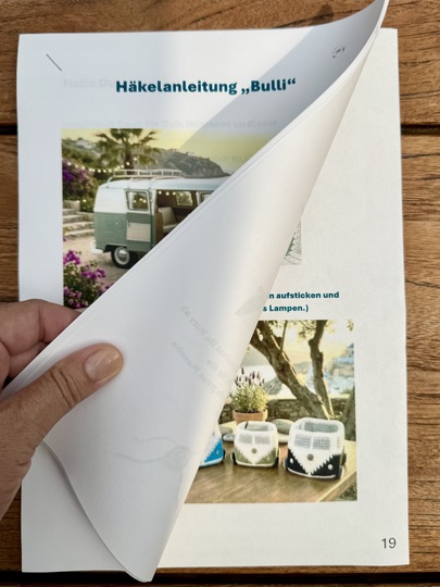 Häkelanleitung für einen Häkelkorb als "Bulli"