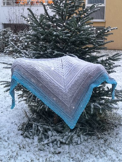 Jana...das klassische Dreieckstuch für Sommer und Winter