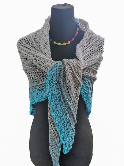 Jana...das klassische Dreieckstuch für Sommer und Winter