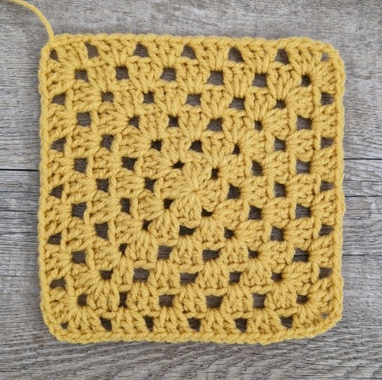 PDF Häkelanleitung Cardigan Honey / herbstliche Hexagon Jacke häkeln