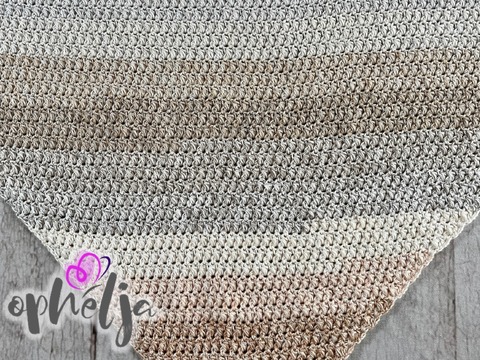 Häkelanleitung für das Dreieckstuch Shell Surface