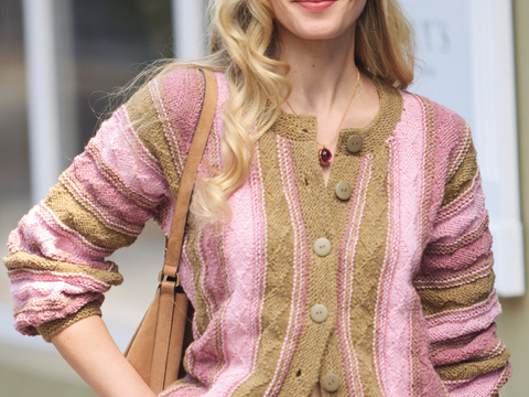 Quergestrickte Jacke