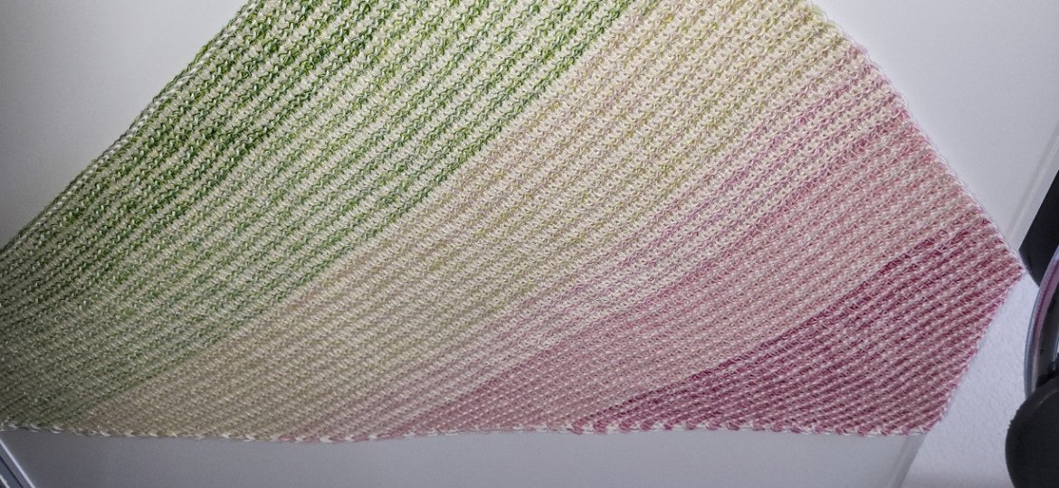 Tunisian Crochet Shawl – Colour Relief Style – Intermediate