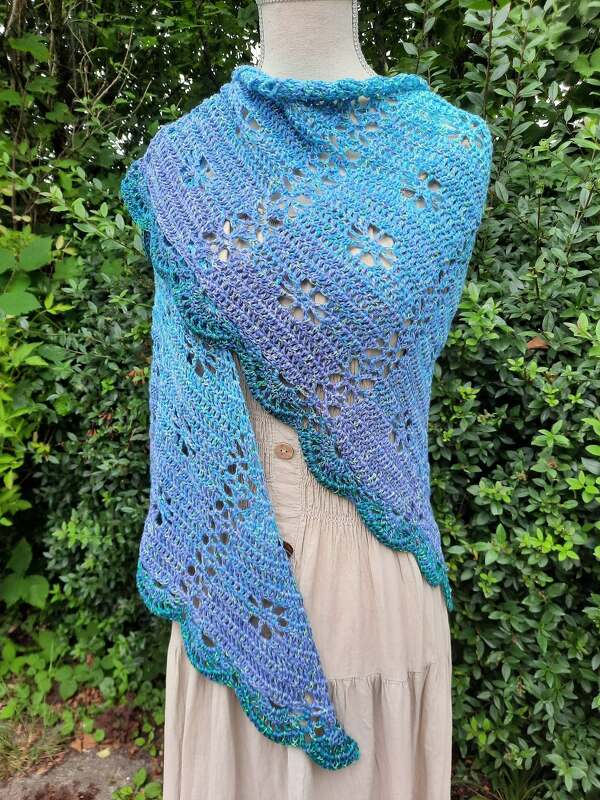 Crochet pattern shawl Alex - Image 3