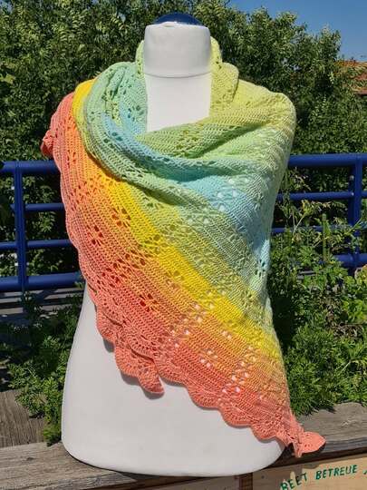 Crochet pattern shawl Alex