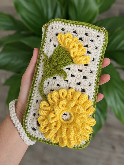 Kleine Umhängetasche mit Gänseblümchen-Applikation T38