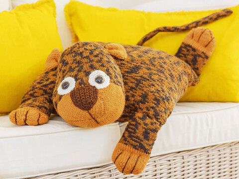 Jaguarkissen, gestrickt