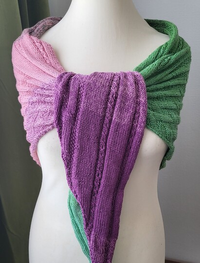 Up and Down das gestrickte Dreieckstuch