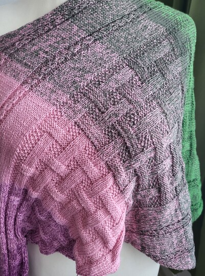 Up and Down das gestrickte Dreieckstuch