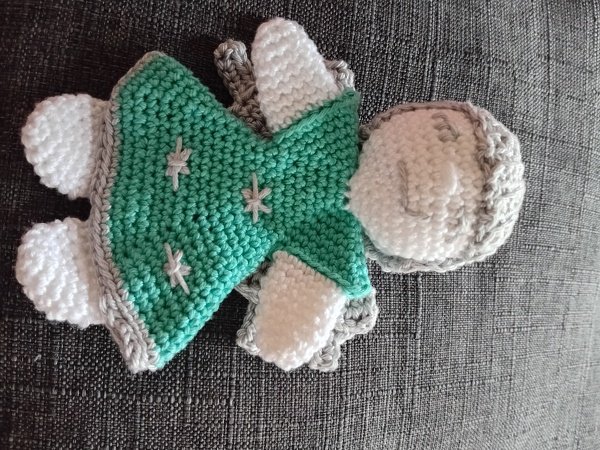 Himmlisches Weihnachtsgeschenk häkeln: Engelspüppchen - Bild 2
