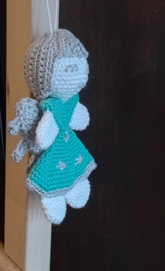 Himmlisches Weihnachtsgeschenk häkeln: Engelspüppchen