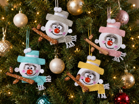 Schneemann-Baumschmuck - Deutsche Häkelanleitung als PDF
