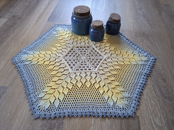 Häkelanleitung Tischdecke "Hexagon"