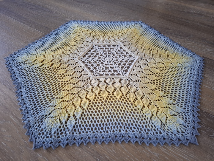 Häkelanleitung Tischdecke "Hexagon"