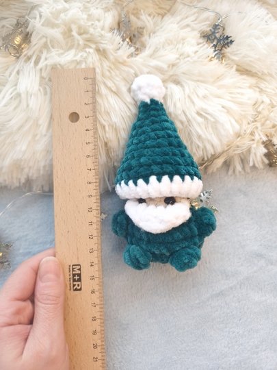 Peeking Gnome Crochet – Interactive Pop-Up Christmas Gnome