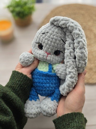 Crochet Pattern Bunny Milan – Bunny with Overalls