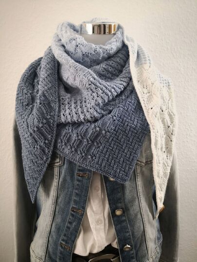 Noomi – gestricktes Tuch im Mustermix – PDF Anleitung