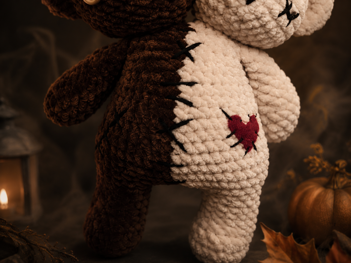 Crochet Pattern Two-Headed Bear – Creepy Cute Halloween Teddy Bear