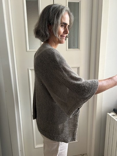 Ponchojacke – nach Maßen stricken, mit Garn aus deinem Wollvorrat