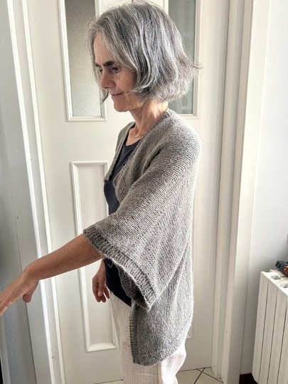 Ponchojacke – nach Maßen stricken, mit Garn aus deinem Wollvorrat