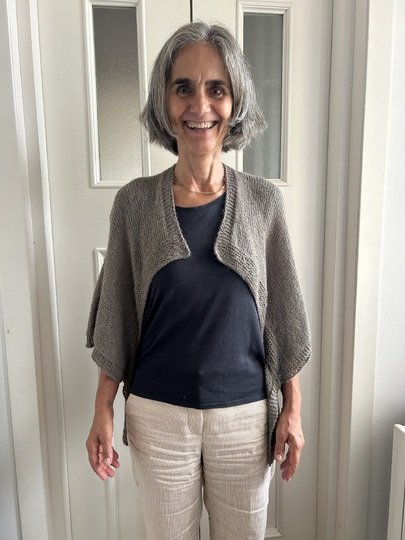 Ponchojacke – nach Maßen stricken, mit Garn aus deinem Wollvorrat