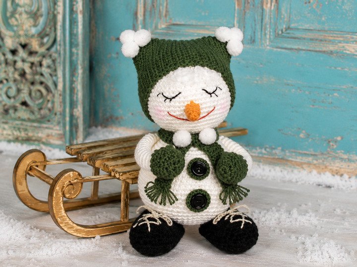 Schneemann Alfi häkeln – Amigurumi-Häkelanleitung als PDF