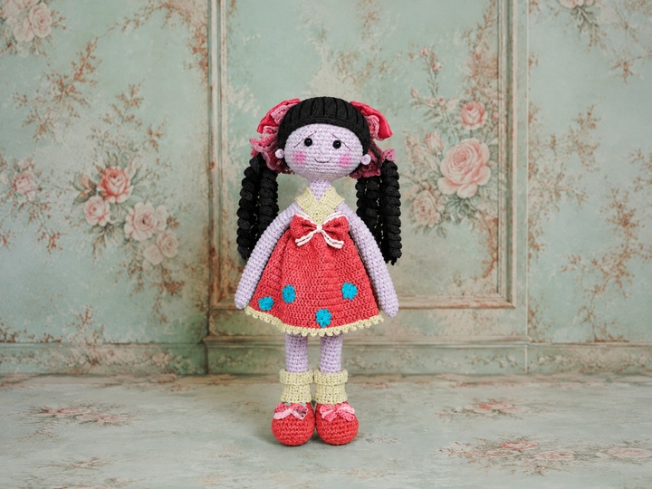 Crochet Sandra Doll – English PDF Crochet Pattern