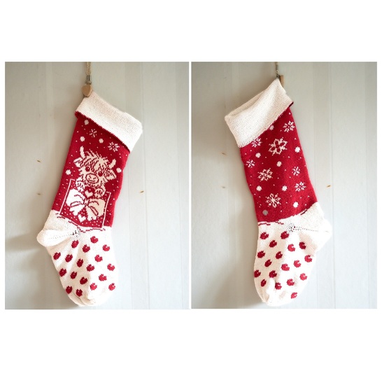 Knitting pattern for "Gift Time" XXL Christmas stocking (2 foot designs!)