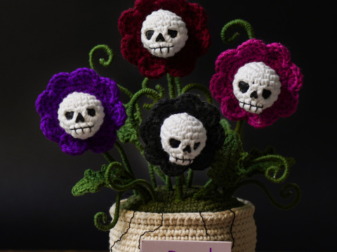 skull flower pot pattern PDF