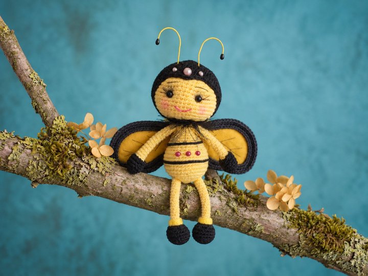 Crochet Pattern Little Bee