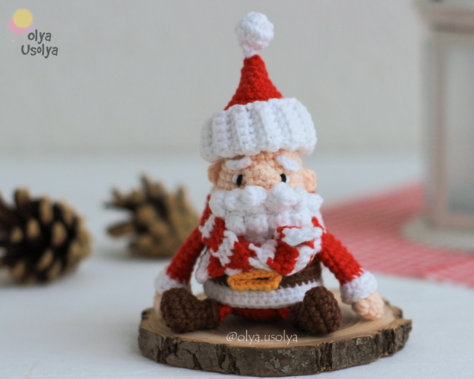 Tiny Santa Crochet Pattern - Christmas Amigurumi PDF