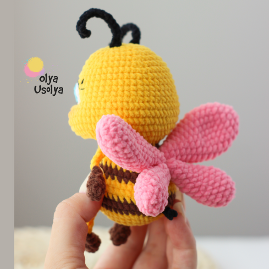 Buzzy Juju Plush Bee Amigurumi Crochet Pattern
