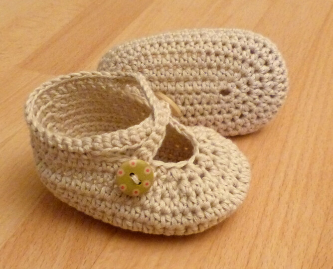 Häkelanleitung Babyschuhe Kreuzriemen-Ballerina in 3 Größen