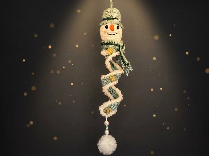 Häkelanleitung Schneemann als Spirale – Winterzauber – Weihnachtsdeko