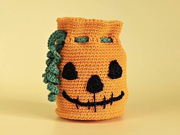 Halloween Geschenksäckchen 4er Set – Geist, Hexe, Kürbis & Strohmann