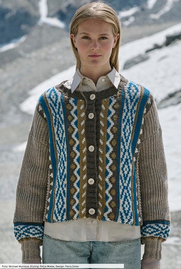 Quergestrickte Jacke
