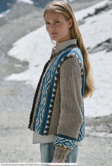 Quergestrickte Jacke