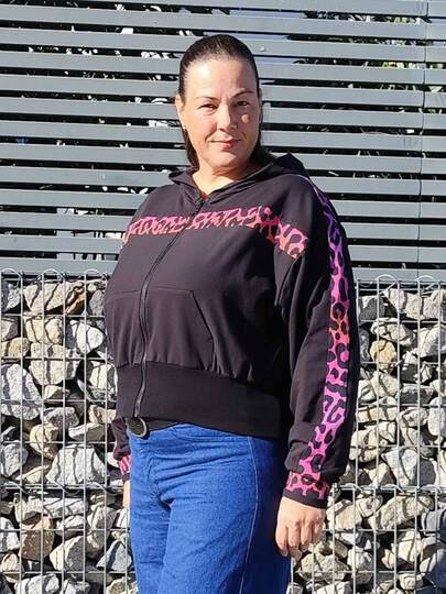 Schnittmuster Sweatjacke Damen mit Kapuze & Colorblocking Gr. 32–62