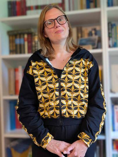 Schnittmuster Sweatjacke Damen mit Kapuze & Colorblocking Gr. 32–62