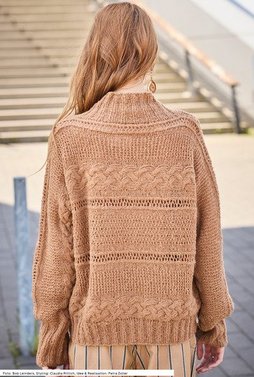 Quergestrickter Pulli